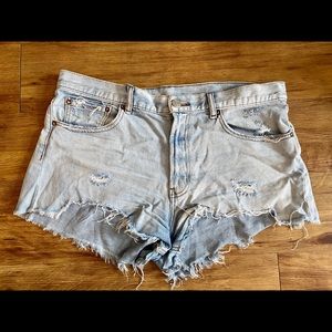 BDG Essential Mid-Rise Distressed Denim Shorts